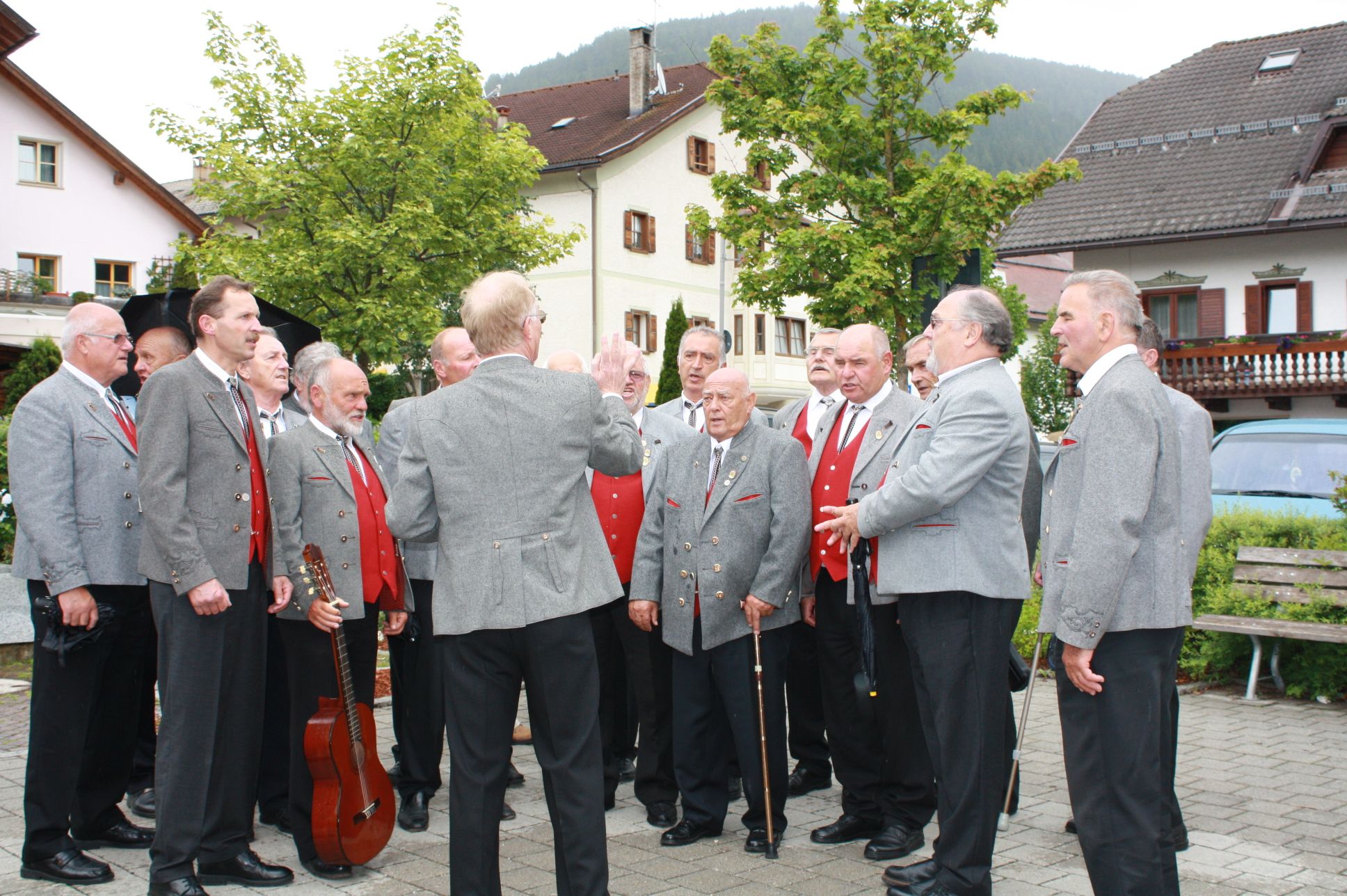 2011-23 Brunnensingen Welsberg.jpg